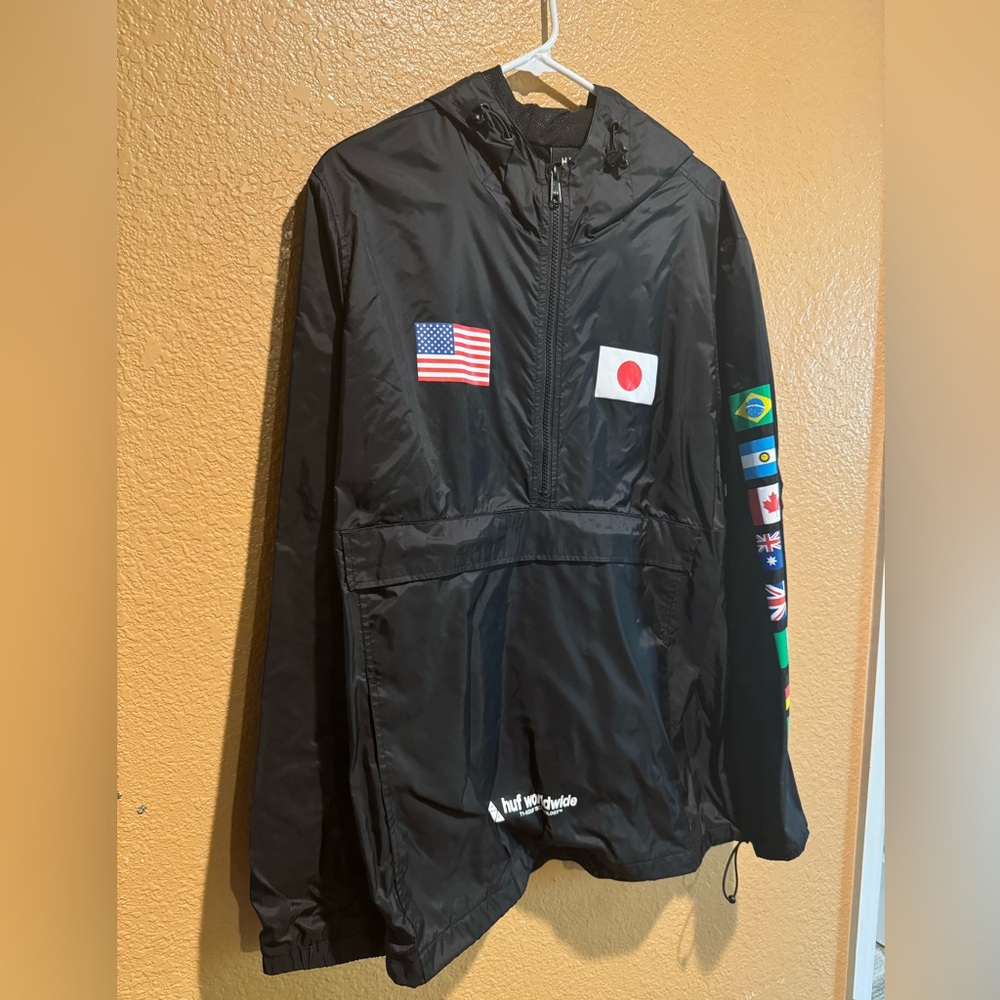 HUF world wide wind breaker *new without tags